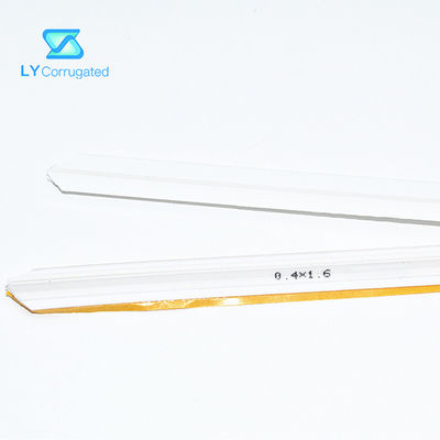 0,3 * 1,4 mm Pudełko Dokonywanie płaskich sztancowania Części maszyny Dwukanałowa matryca bigująca